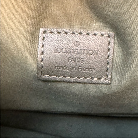 Authentic Louis Vuitton Mini Lin Berangere Shoulder Bag Dark Green Monogram LV - Picture 4 of 16